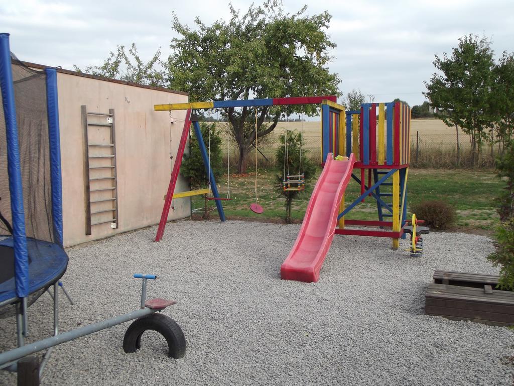 Camping & Guest House Pliskovice Mirovice Dış mekan fotoğraf